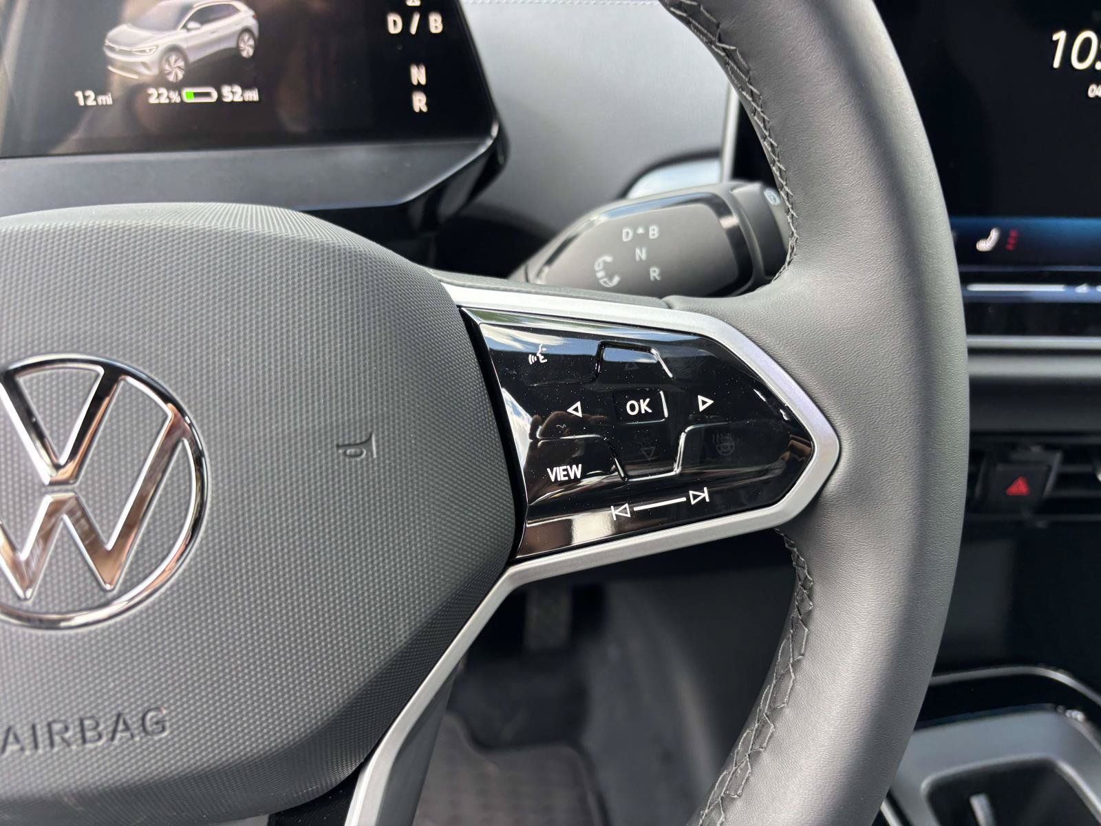 New 2026 Volkswagen ID.4 Pro AWD/4WD image 18