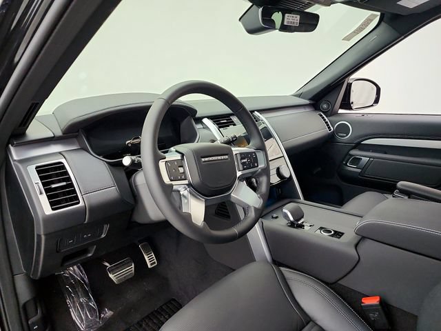 New 2026 Land Rover Discovery Limited Edition AWD/4WD image 16