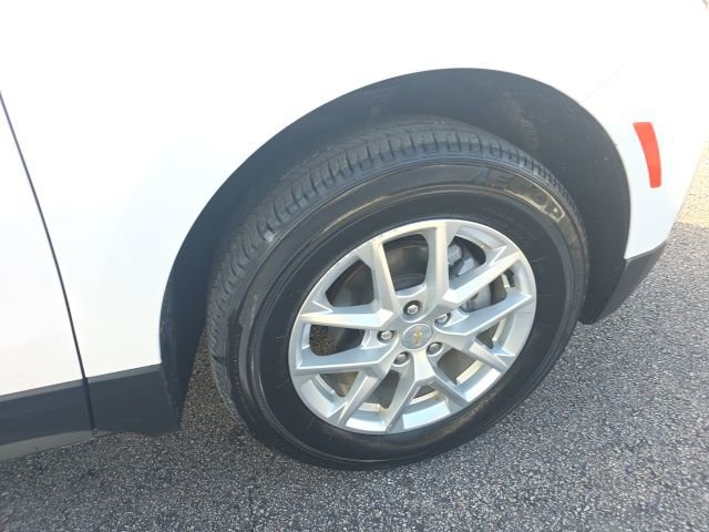 Used 2022 Chevrolet Equinox LT image 9