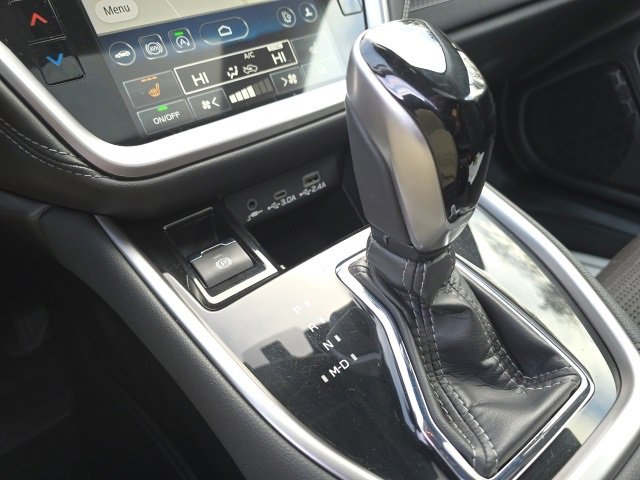 Used 2024 Subaru Outback Premium image 19