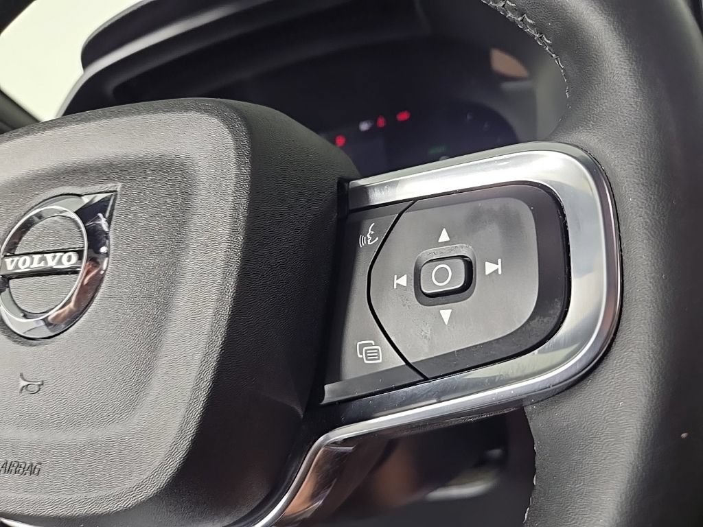 Certified 2023 Volvo C40 P8 Recharge Ultimate w/ Protection Package Premier AWD/4WD image 29
