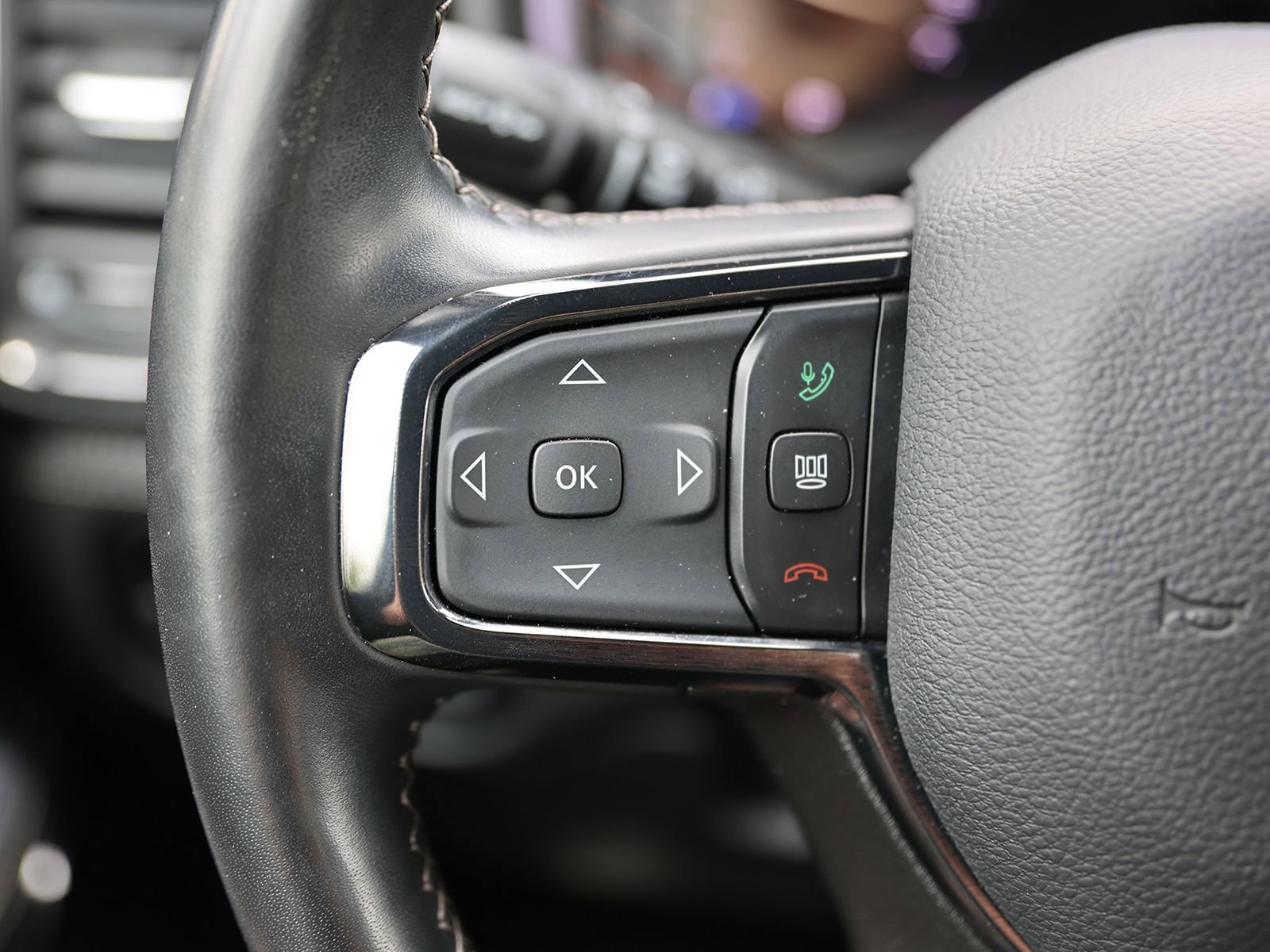 Used 2024 RAM 1500 Limited w/ Night Edition AWD/4WD image 40