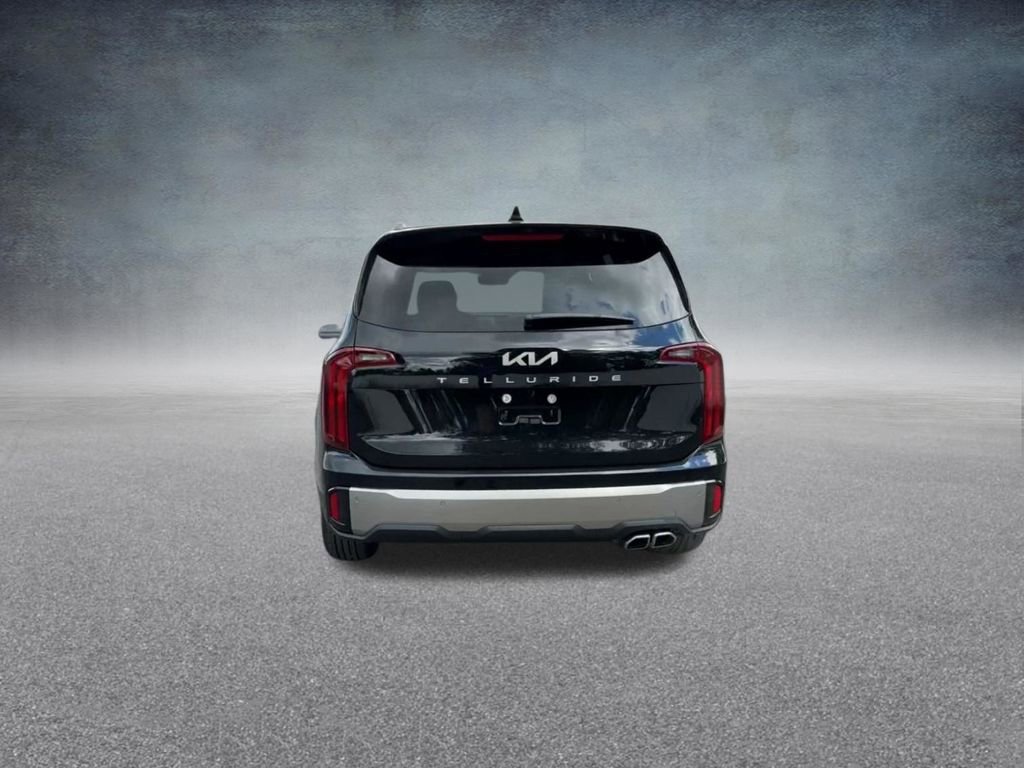 Used 2025 Kia Telluride S image 19
