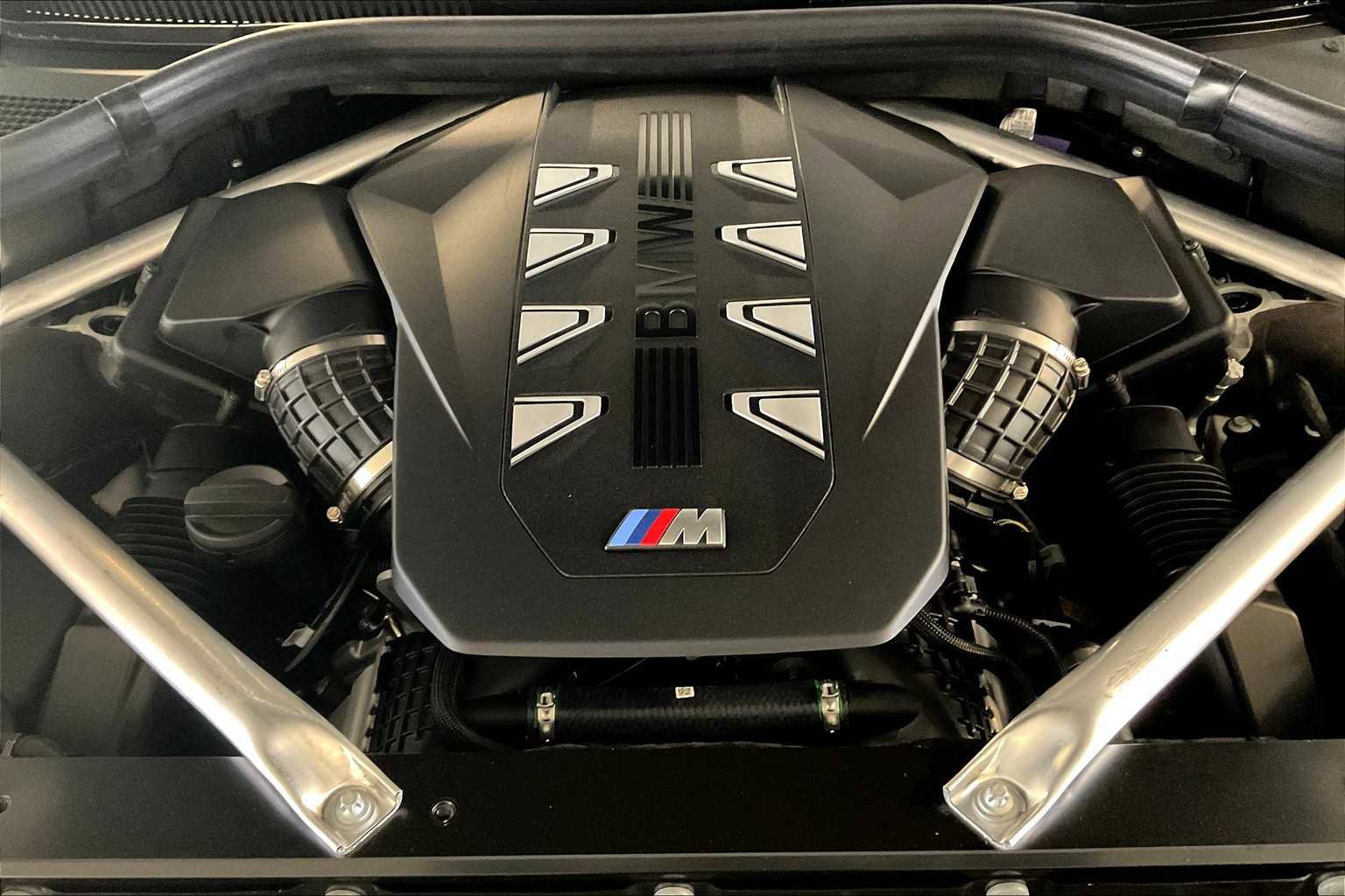New 2026 BMW X7 M60i image 17