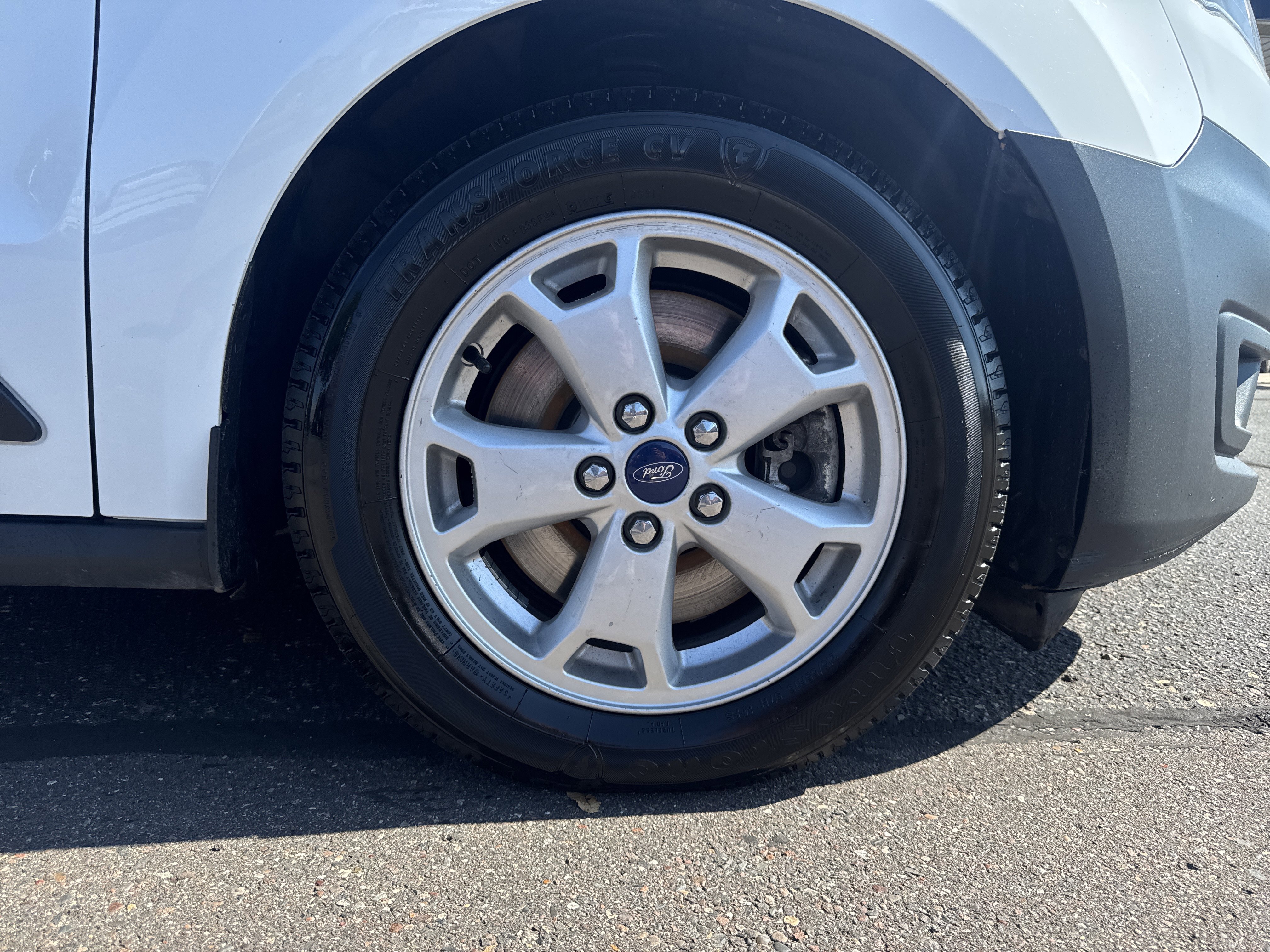 Used 2019 Ford Transit Connect XL image 9