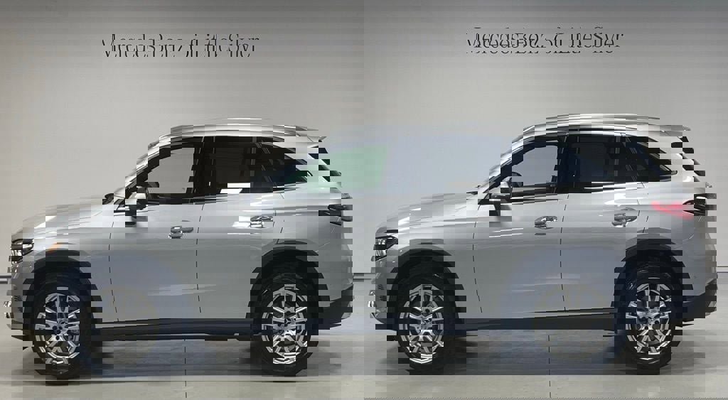 Certified 2026 Mercedes-Benz GLC 300 4MATIC image 2