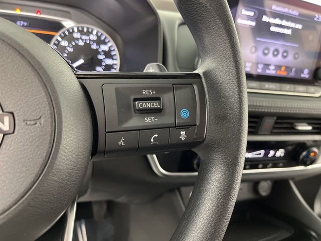 Used 2023 Nissan Rogue SV image 22