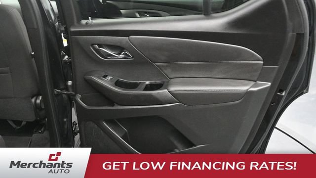 Used 2023 Chevrolet Traverse LT AWD/4WD image 16