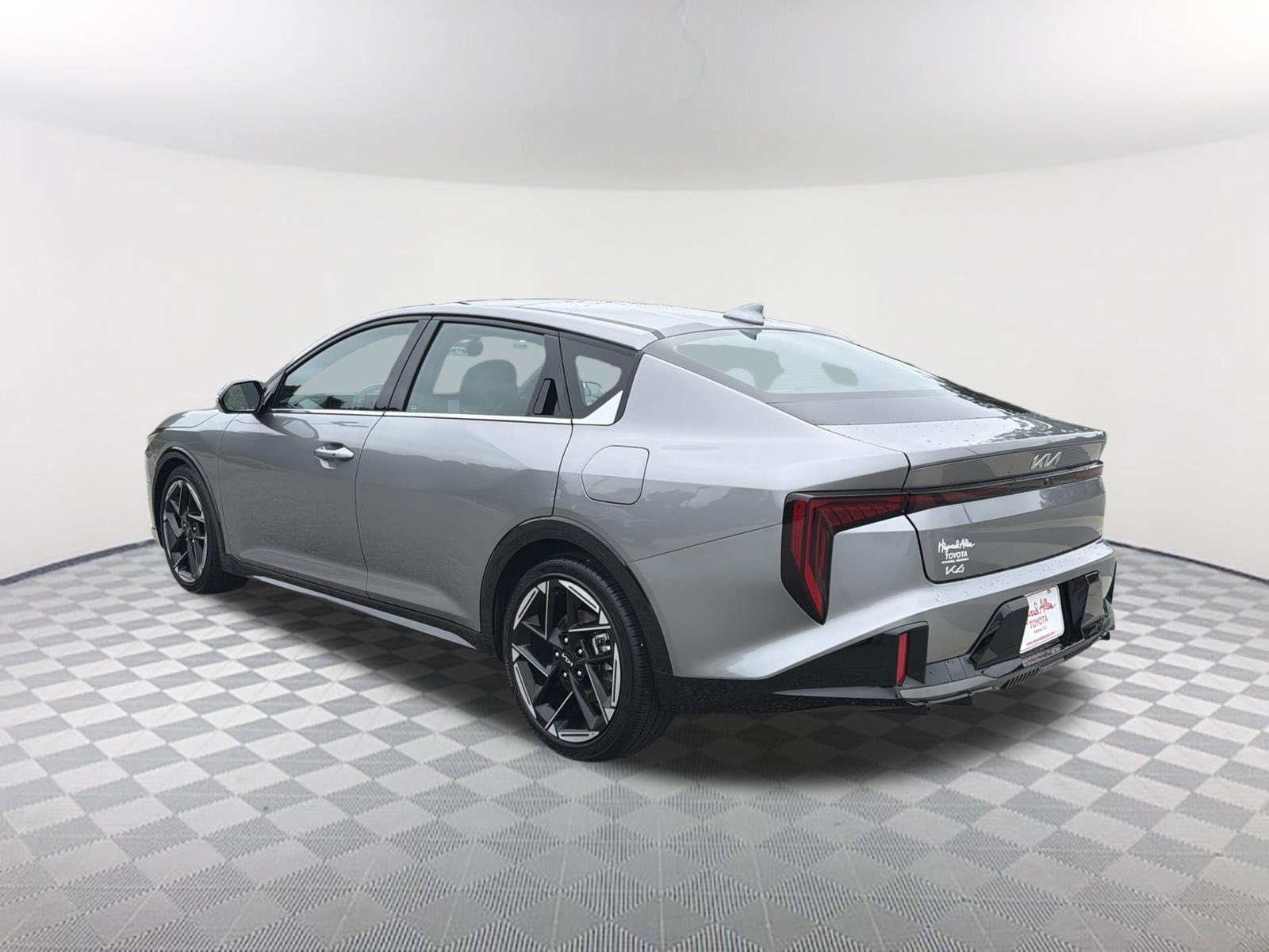 Used 2025 Kia K4 GT-Line w/ GT-Line Sunroof Package FWD image 14