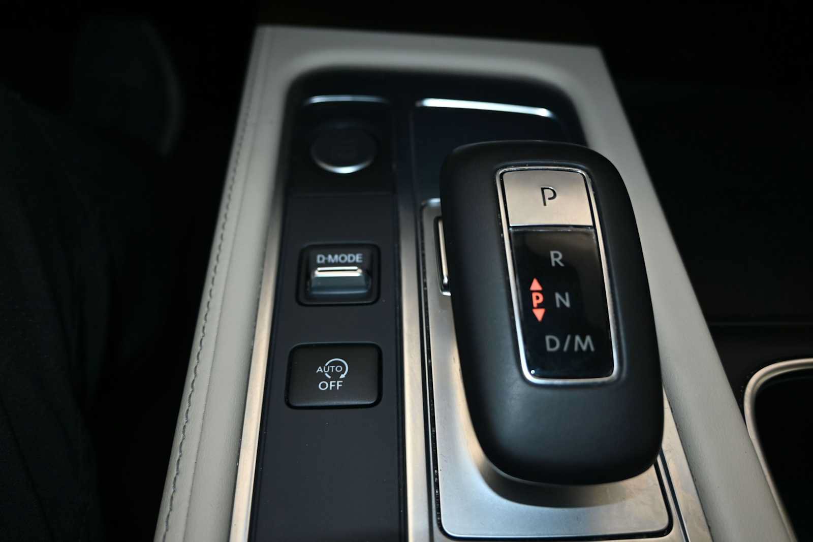 Used 2023 INFINITI QX60 Luxe w/ Cargo Package AWD/4WD image 13