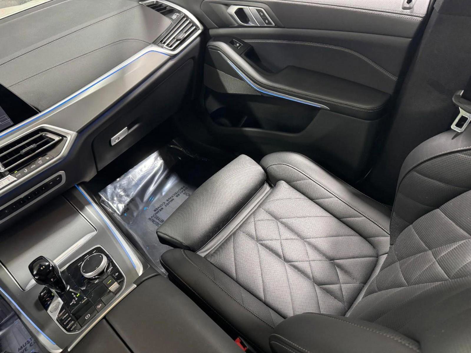 Certified 2023 BMW X5 xDrive45e w/ Climate Comfort Package image 18