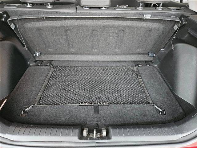 Used 2021 Hyundai Venue SE FWD image 6