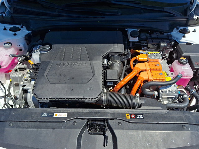 Certified 2025 Hyundai Elantra SEL FWD image 27