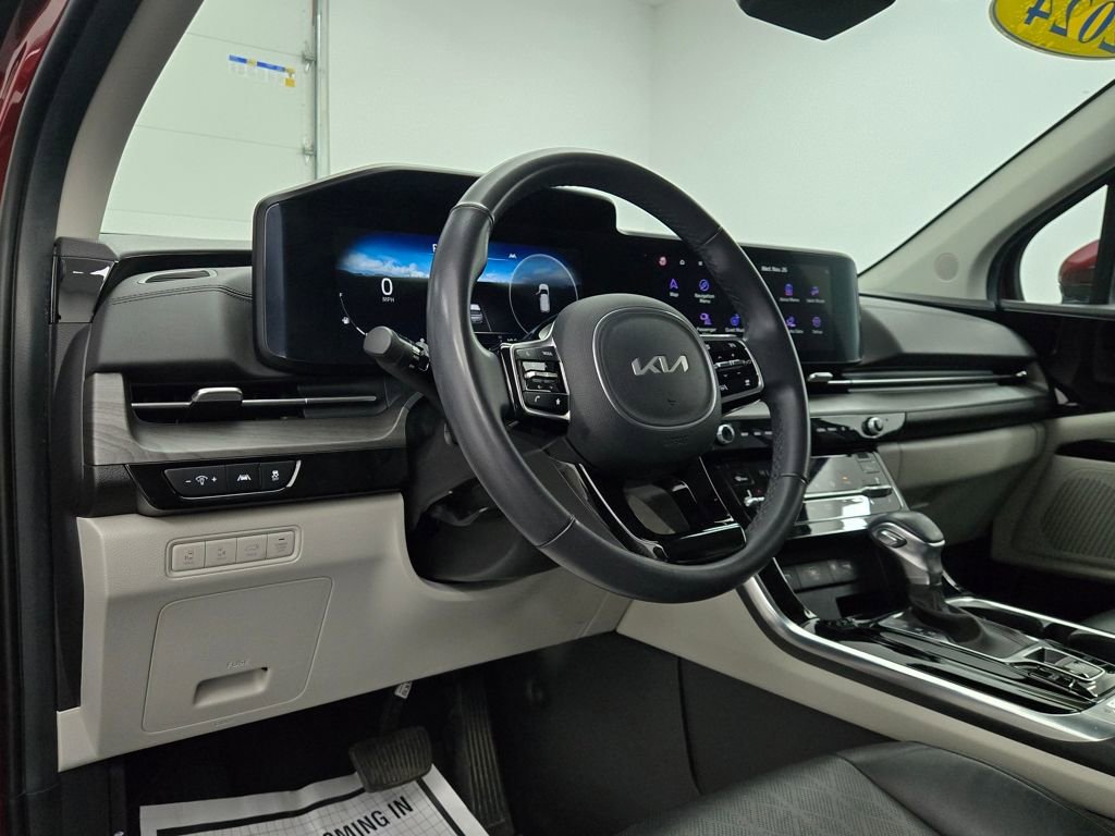 Used 2024 Kia Carnival SX image 21