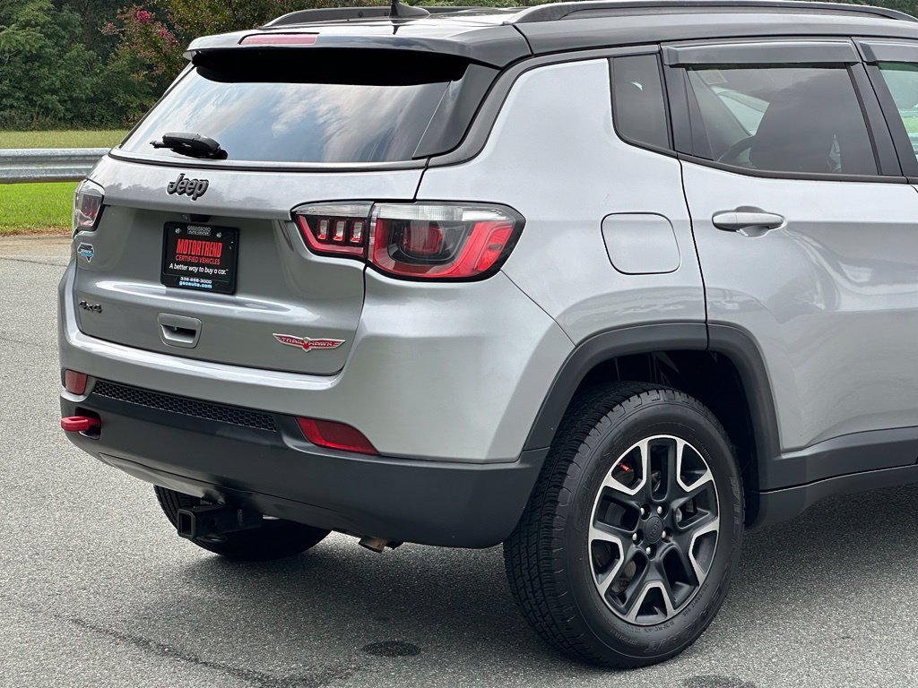 Used 2019 Jeep Compass Trailhawk AWD/4WD image 40