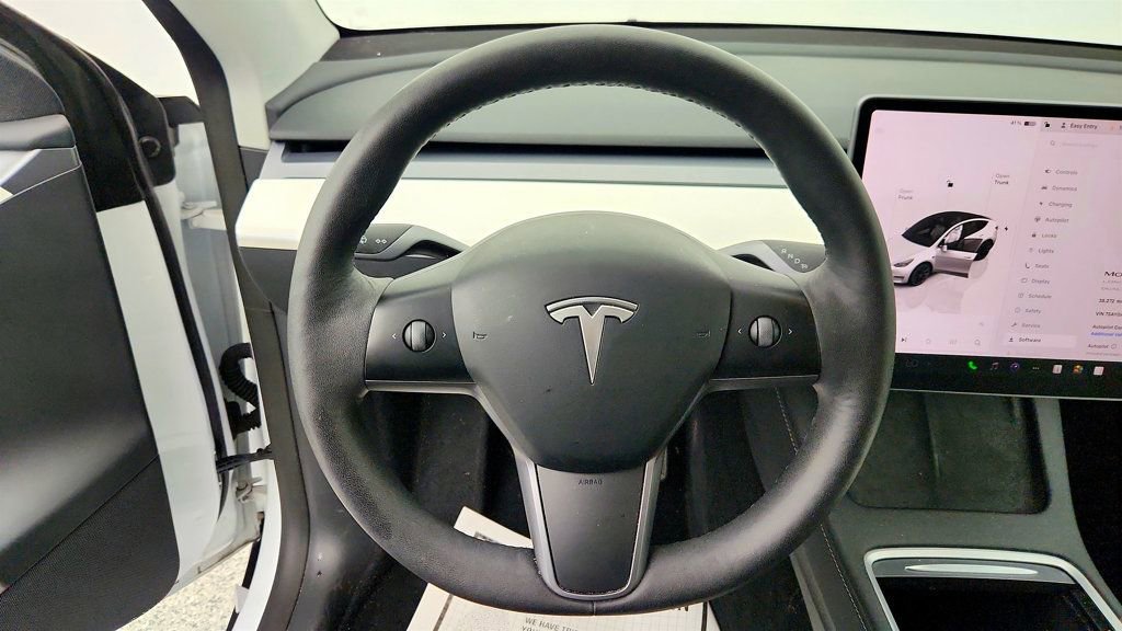 Used 2023 Tesla Model Y Long Range image 12
