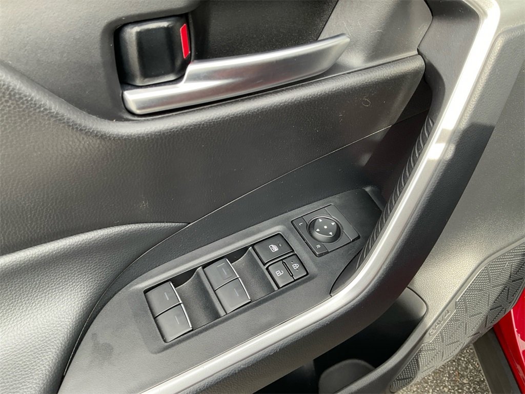 Used 2024 Toyota RAV4 XLE image 30