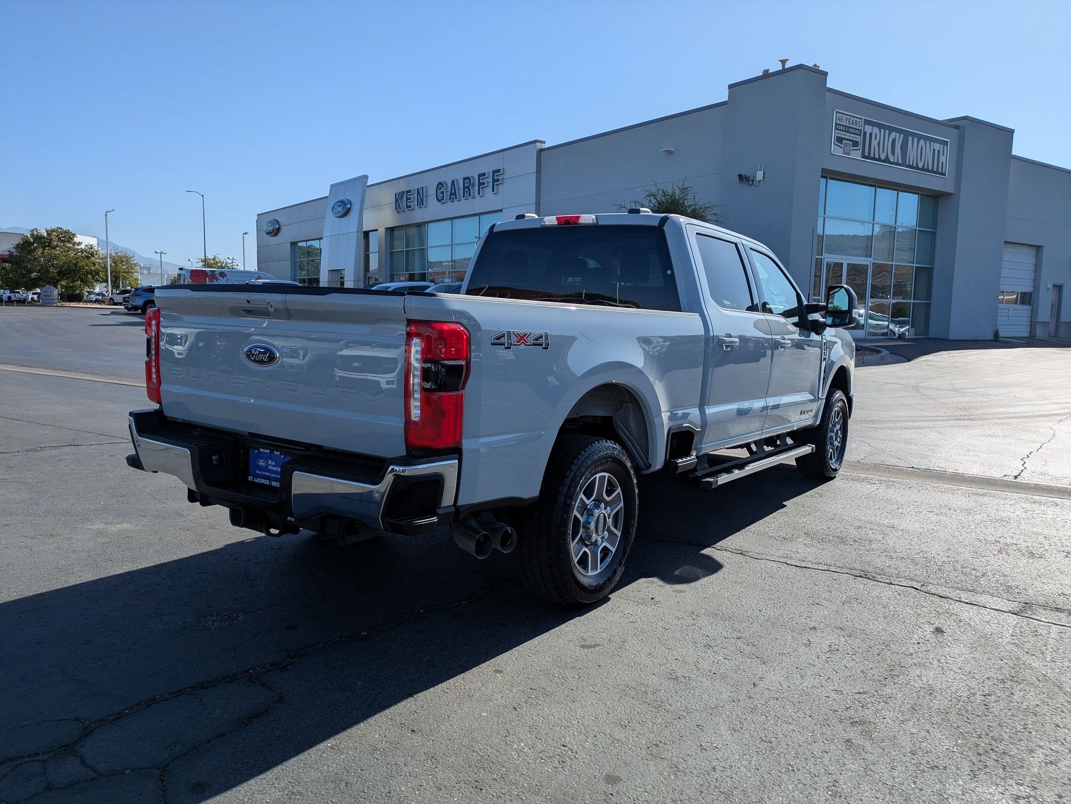 Certified 2025 Ford F250 Lariat AWD/4WD image 4