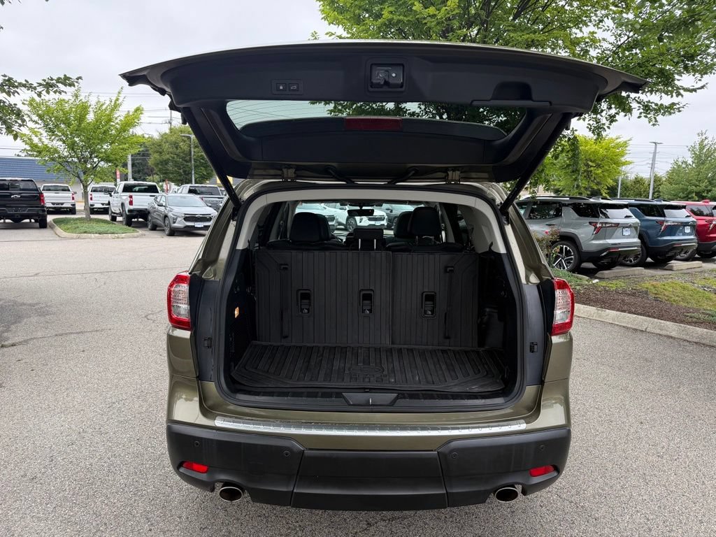 Used 2022 Subaru Ascent Limited w/ Technology Package AWD/4WD image 10