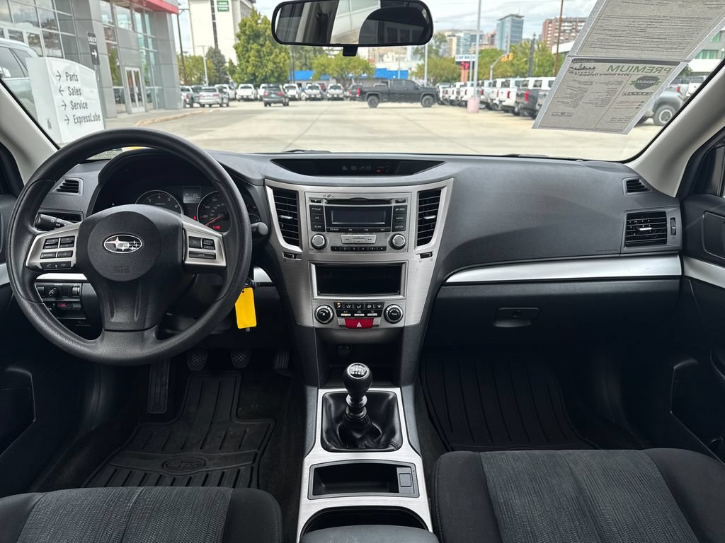 Used 2014 Subaru Outback 2.5i AWD/4WD image 12