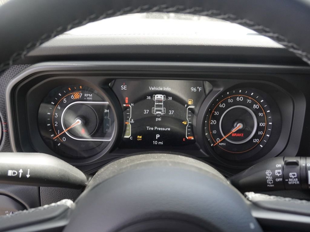 New 2026 Jeep Wrangler Unlimited Rubicon AWD/4WD image 13