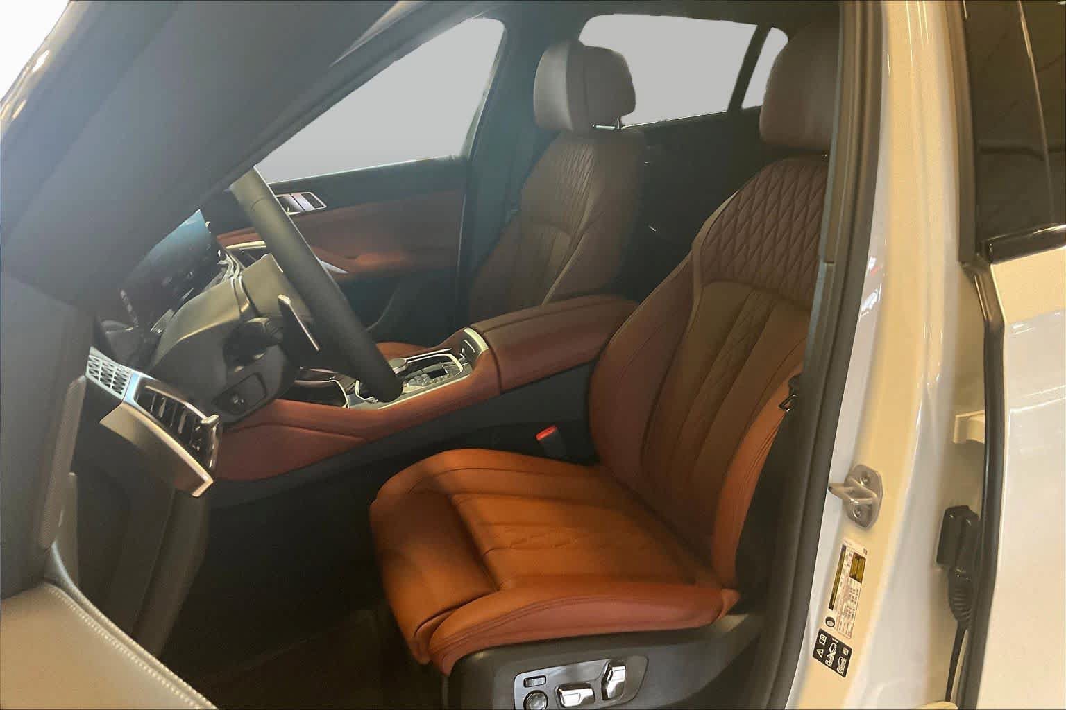 New 2027 BMW X6 xDrive40i AWD/4WD image 9