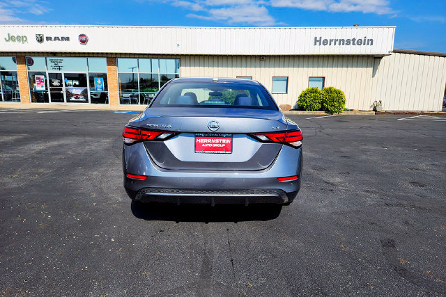 Used 2022 Nissan Sentra SV FWD image 31