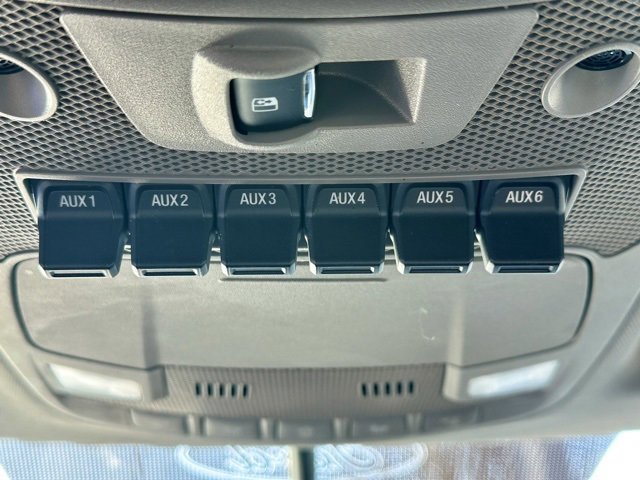 Used 2017 Ford F350 Lariat image 38