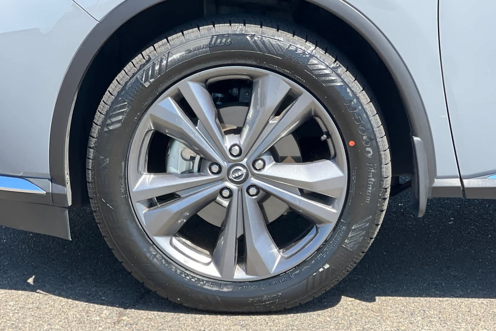Used 2024 Nissan Murano Platinum w/ Cargo Package FWD image 33