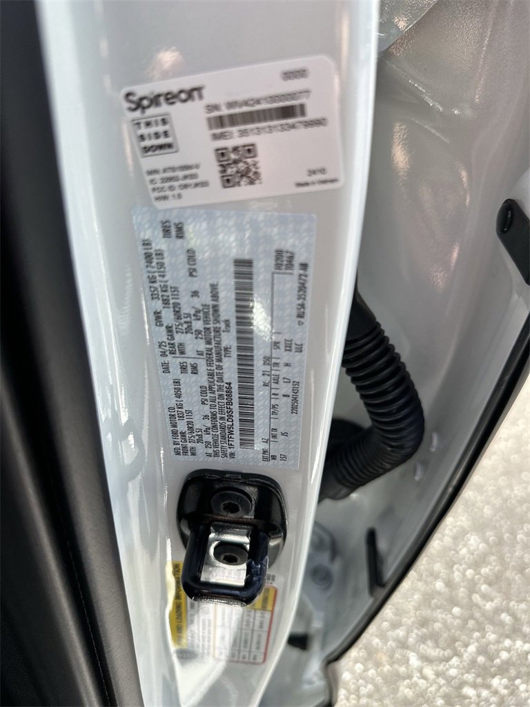 New 2025 Ford F150 Lariat w/ Equipment Group 502A High image 41