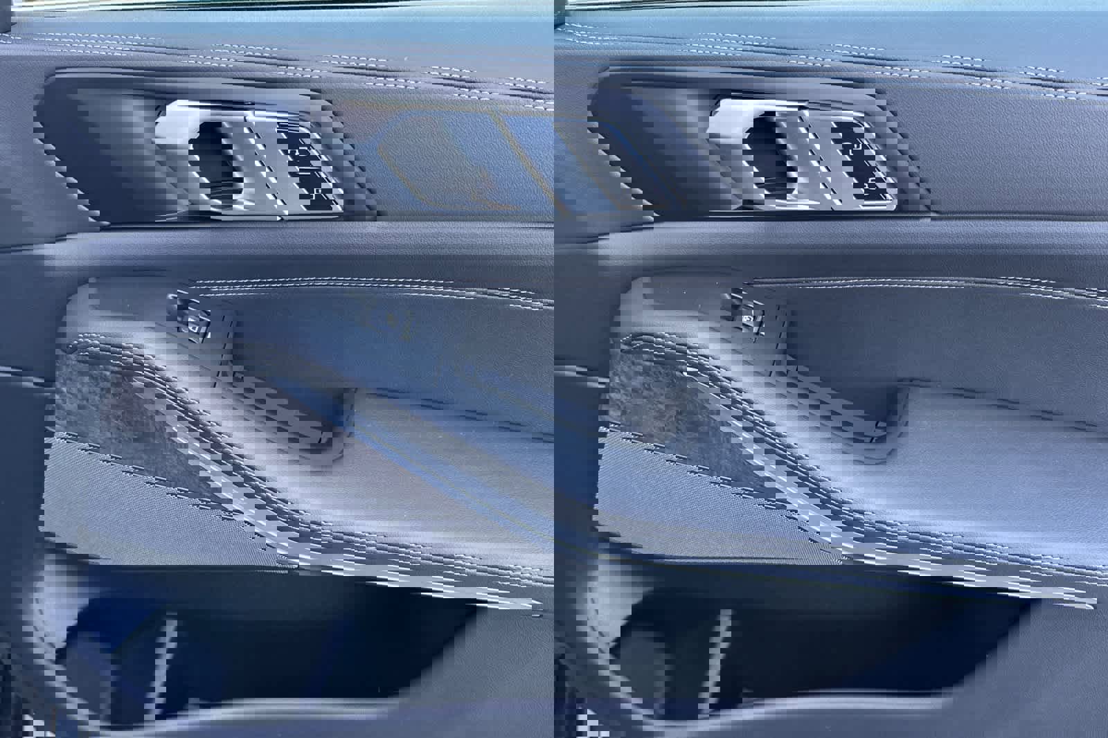 Used 2025 BMW X5 xDrive50e w/ Premium Package image 19