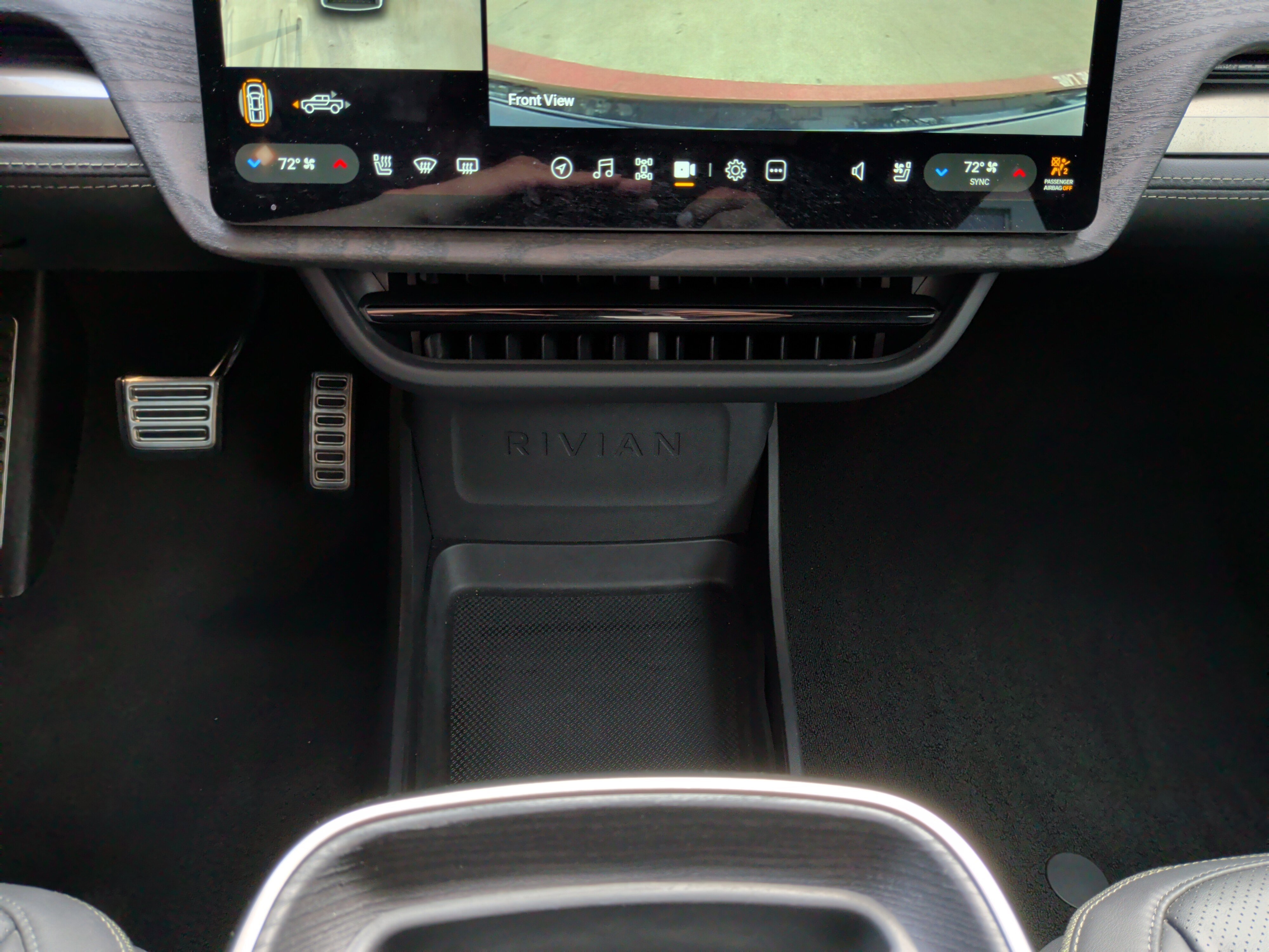 Used 2023 Rivian R1T Adventure image 26