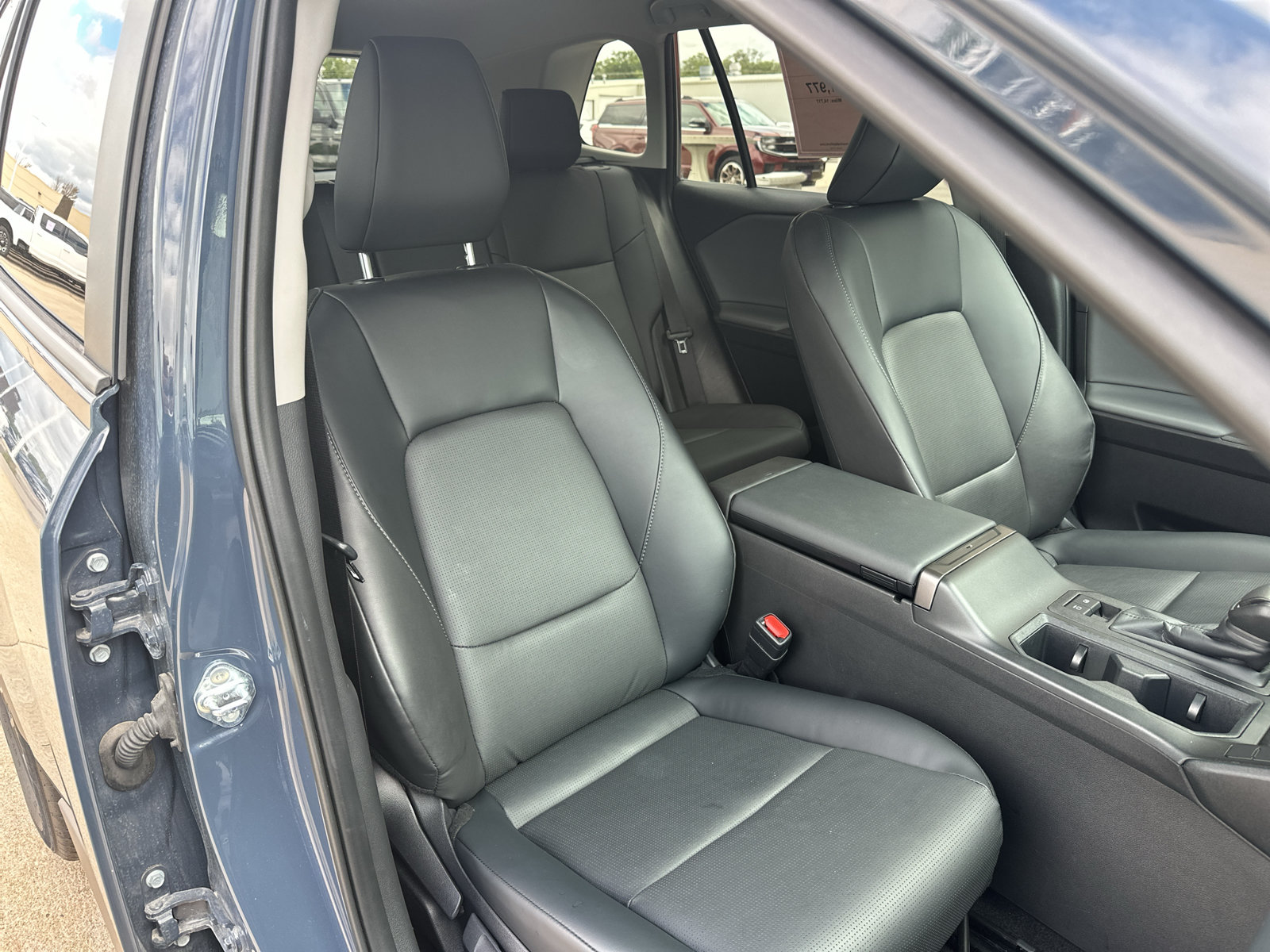 Used 2026 Toyota RAV4 XLE Premium FWD image 31