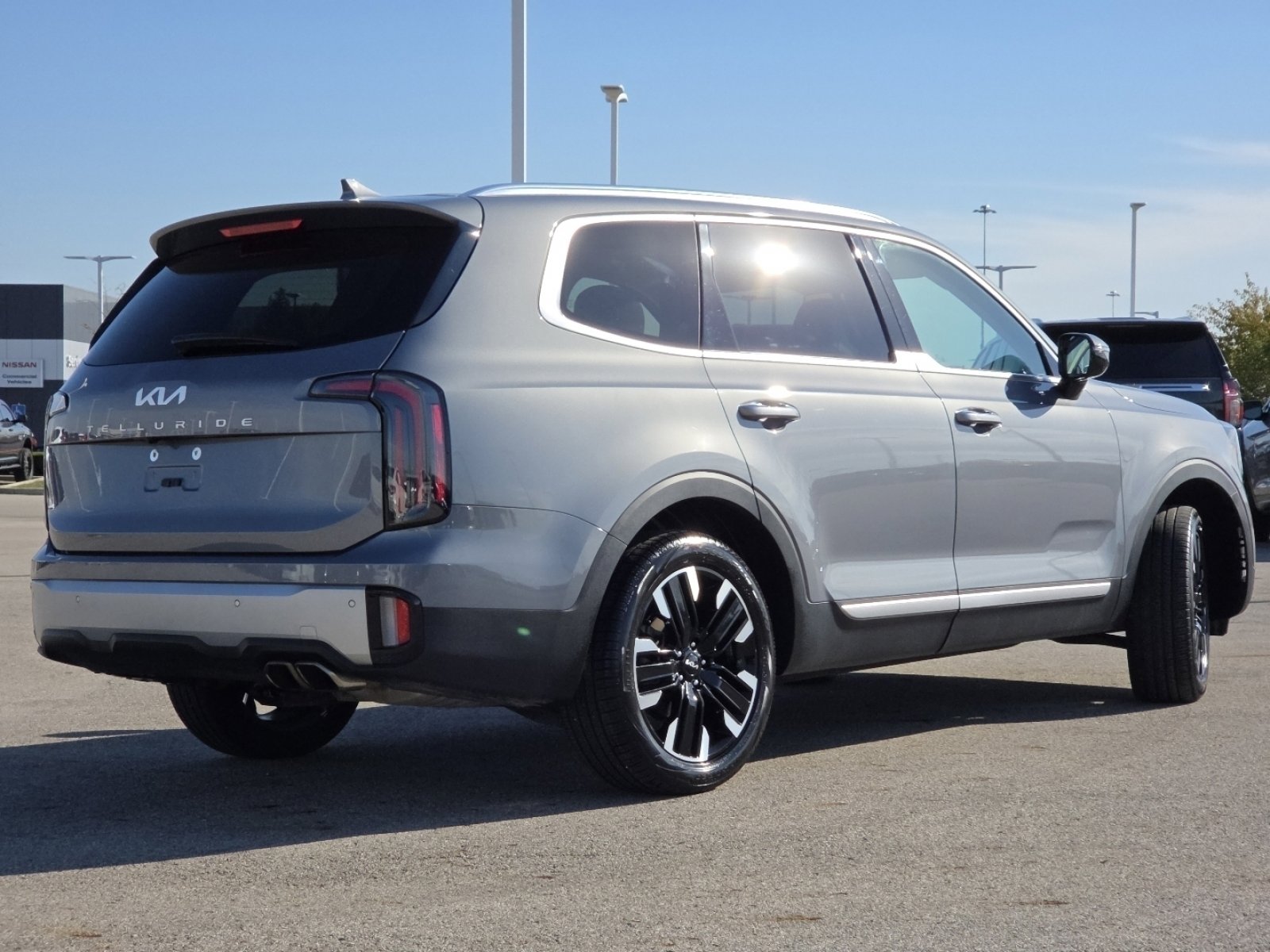 Used 2024 Kia Telluride SX image 18