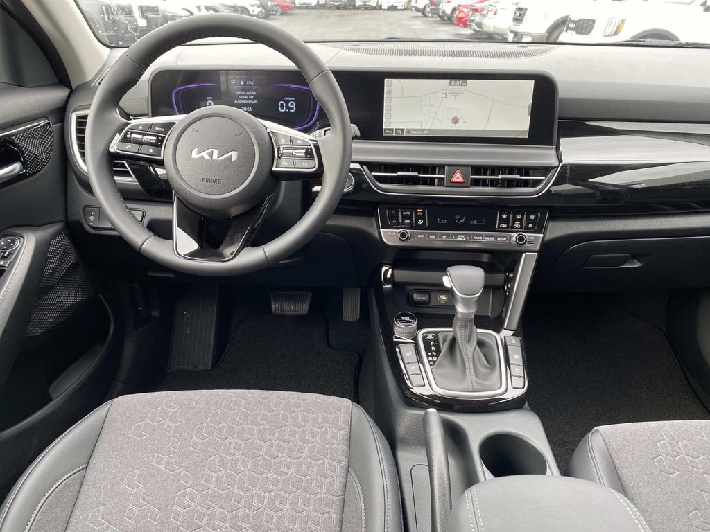 New 2026 Kia Seltos S AWD/4WD image 8