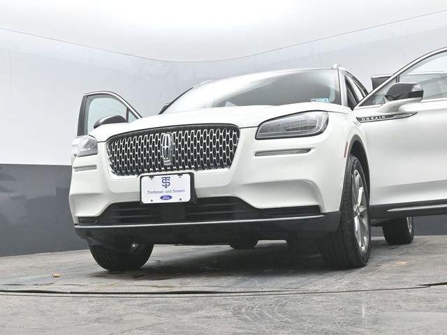 Used 2022 Lincoln Corsair AWD w/ Premium Package image 32