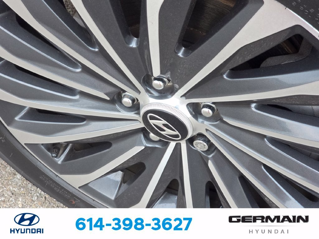 Used 2025 Hyundai Palisade Calligraphy AWD/4WD image 13