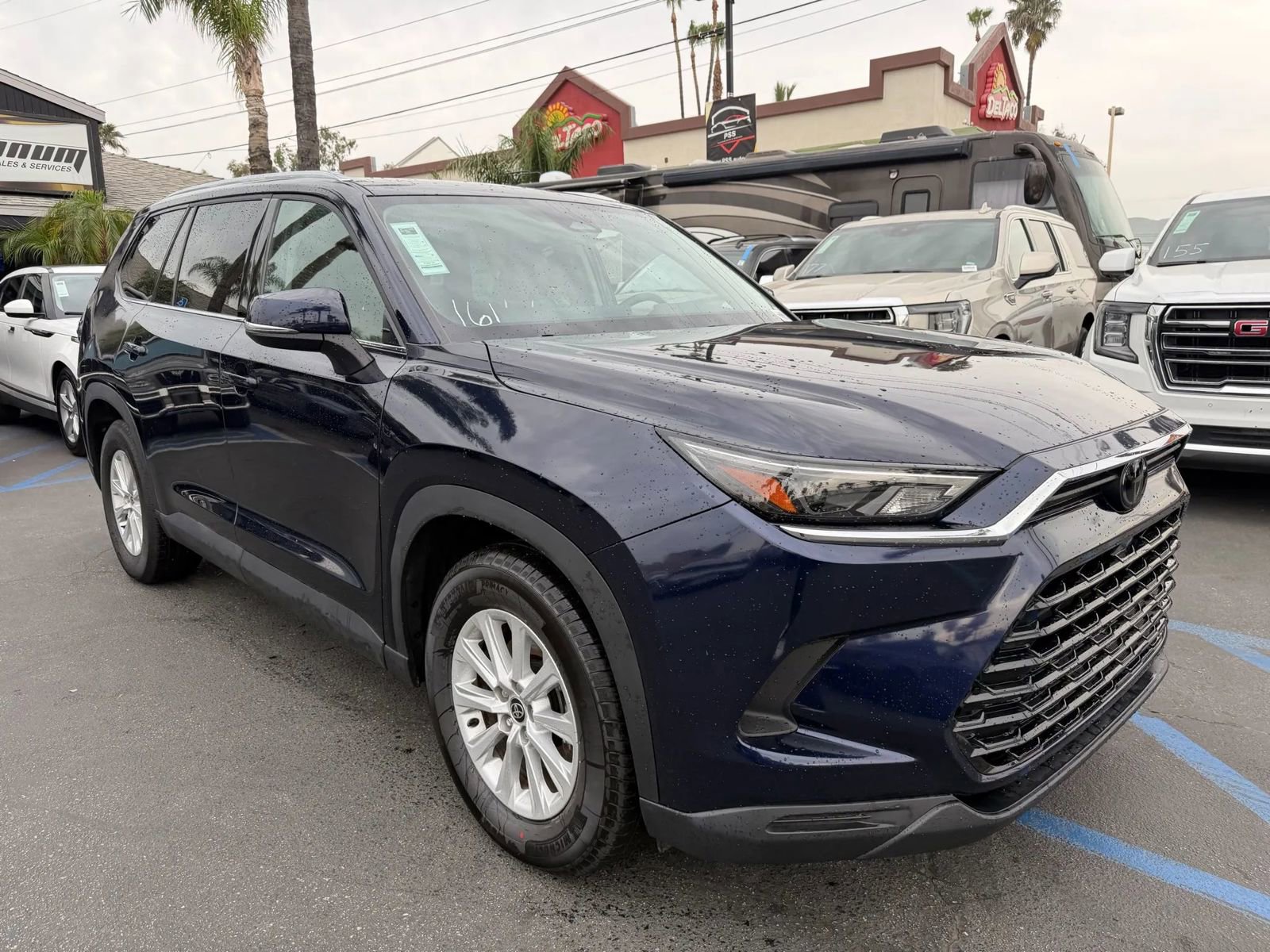 Used 2025 Toyota Grand Highlander AWD image 1