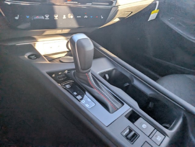 New 2027 Nissan Sentra SR w/ SR Premium Package FWD image 20
