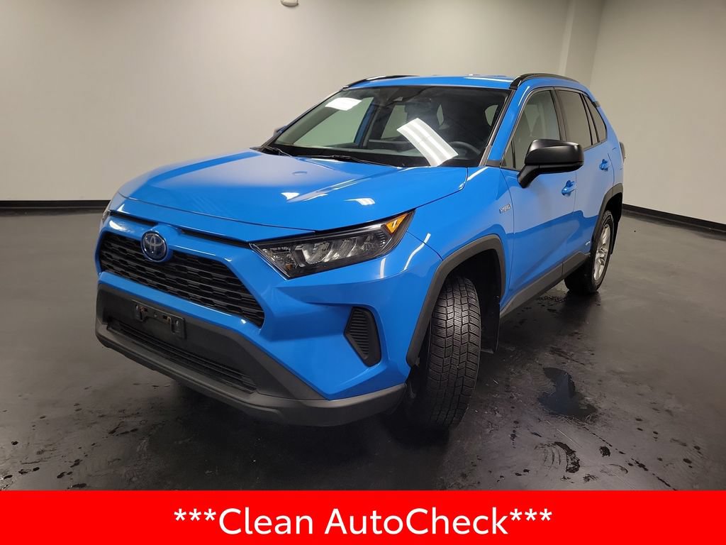 Used 2021 Toyota RAV4 LE AWD/4WD image 4