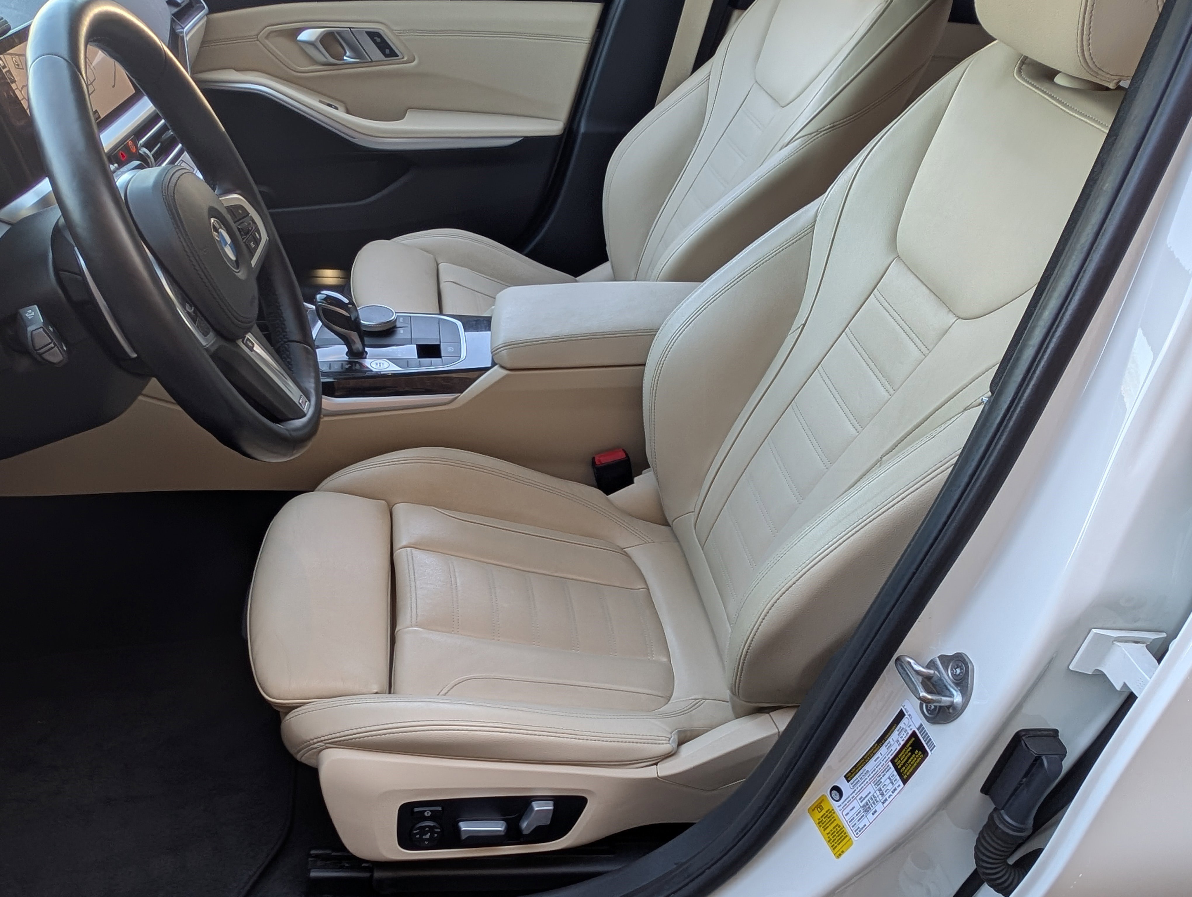 Used 2021 BMW 330i Sedan image 16