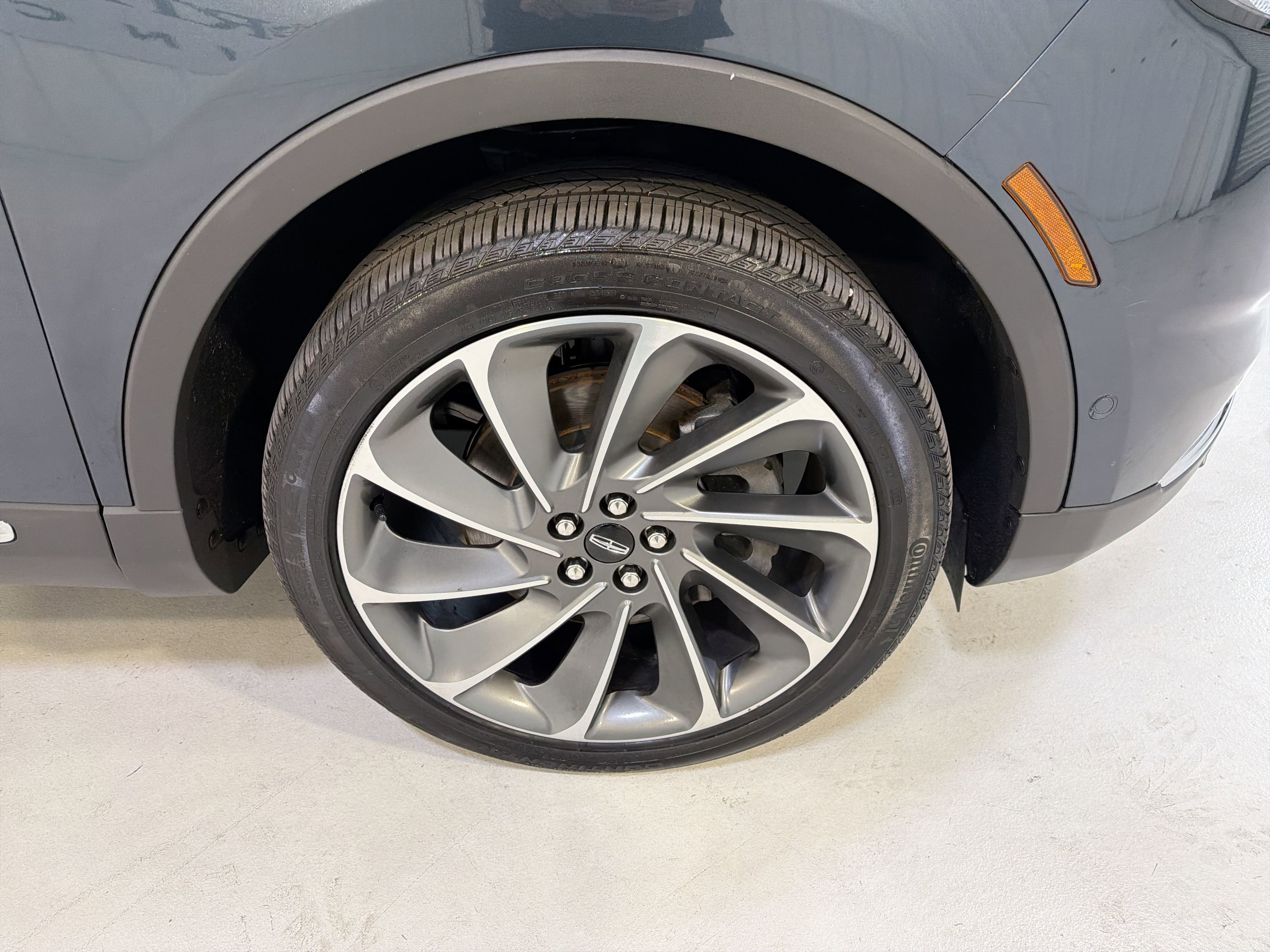 Used 2023 Lincoln Nautilus Reserve w/ Equipment Group 201A AWD/4WD image 30