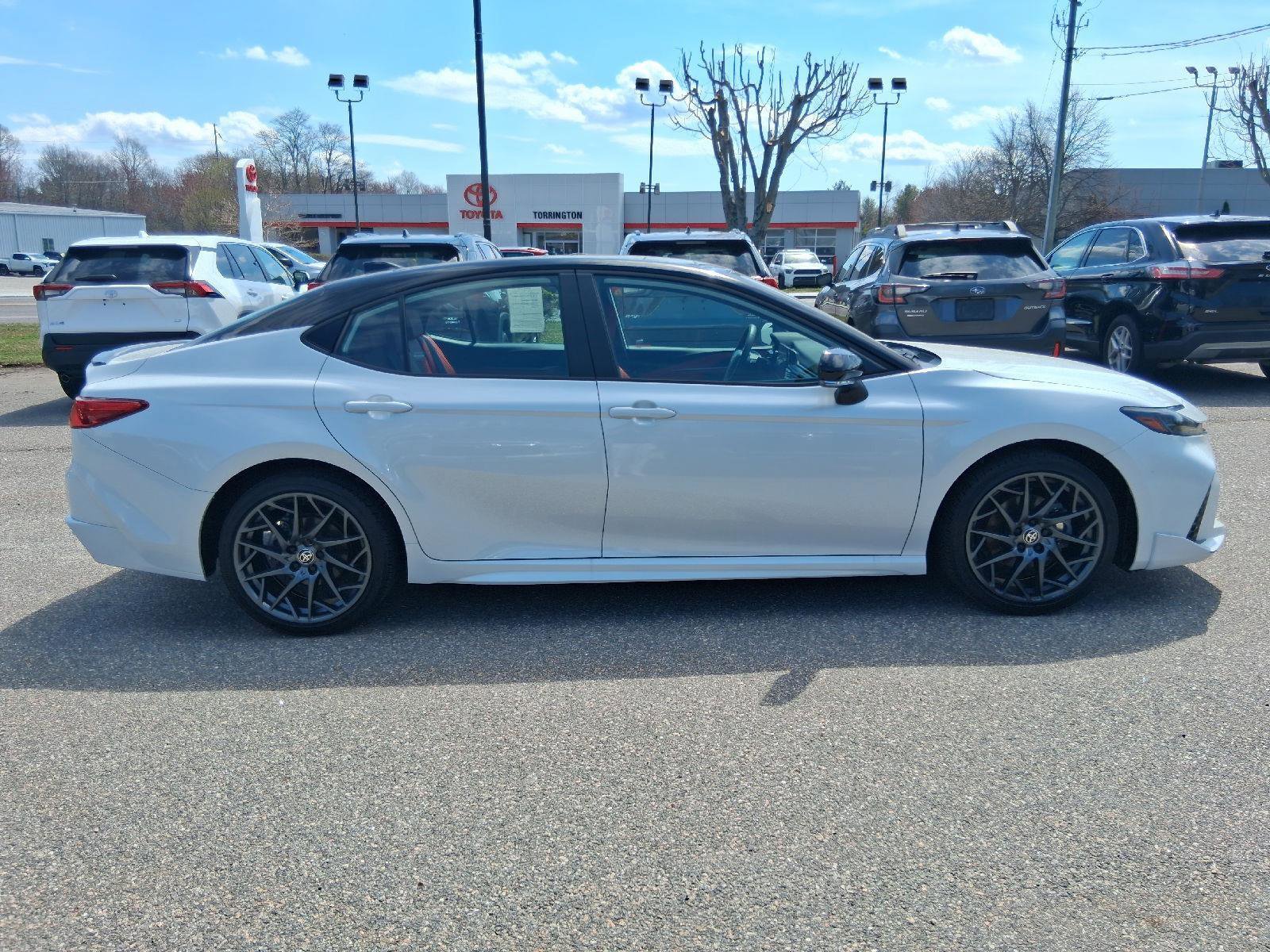 Used 2025 Toyota Camry XSE AWD/4WD image 8