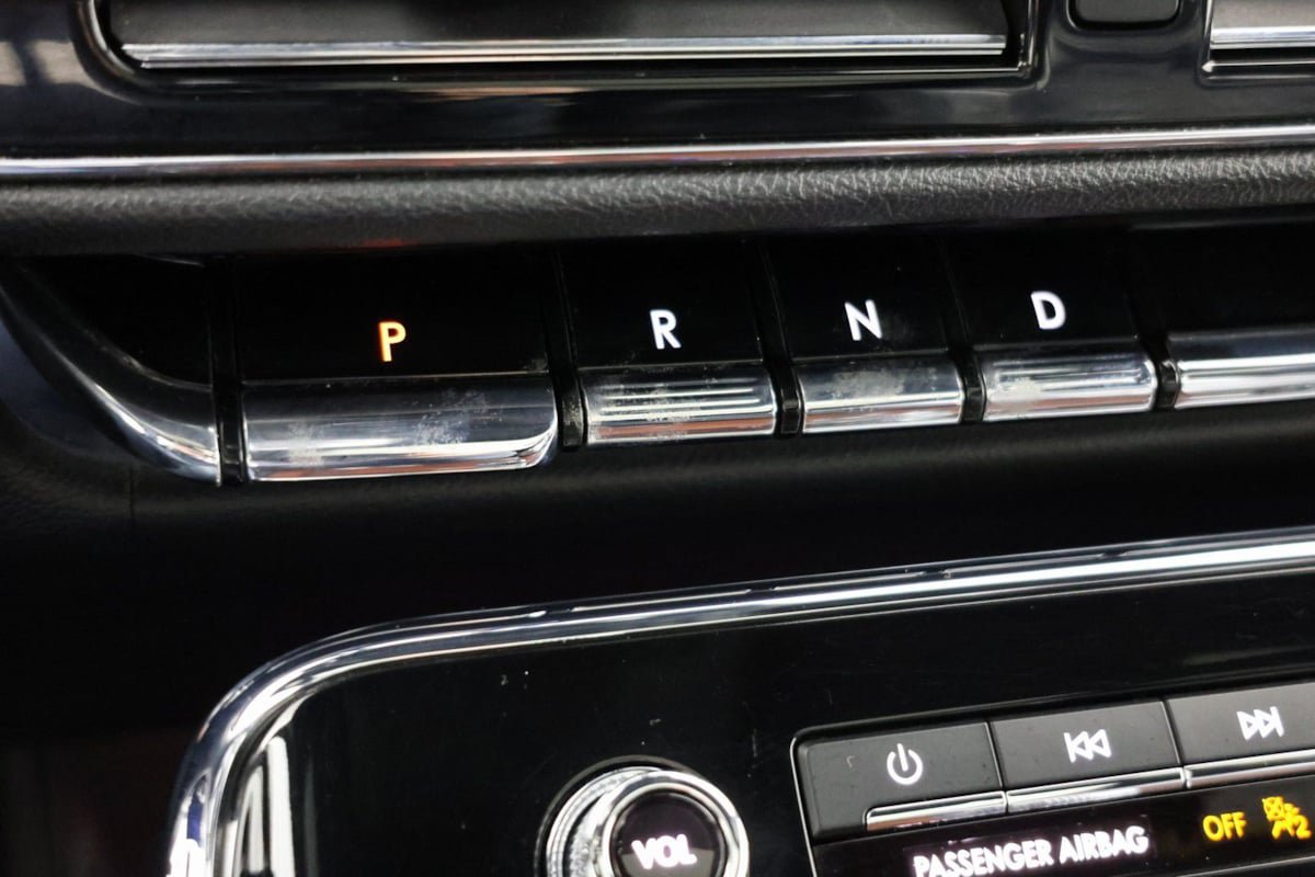 Used 2023 Lincoln Navigator Reserve AWD/4WD image 6