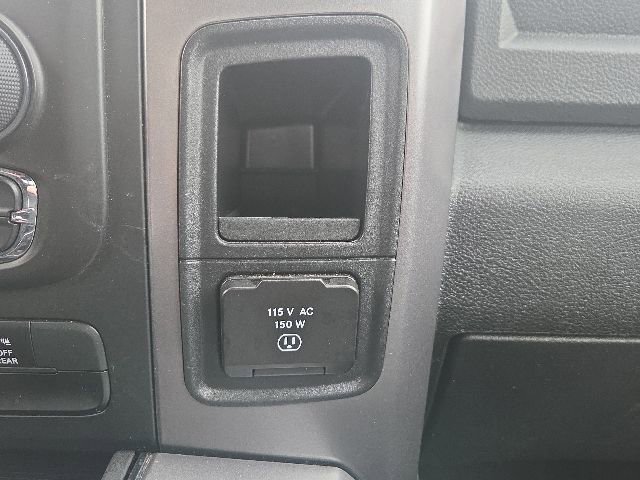 Used 2023 RAM 1500 Classic Warlock w/ Trailer Tow Group AWD/4WD image 30