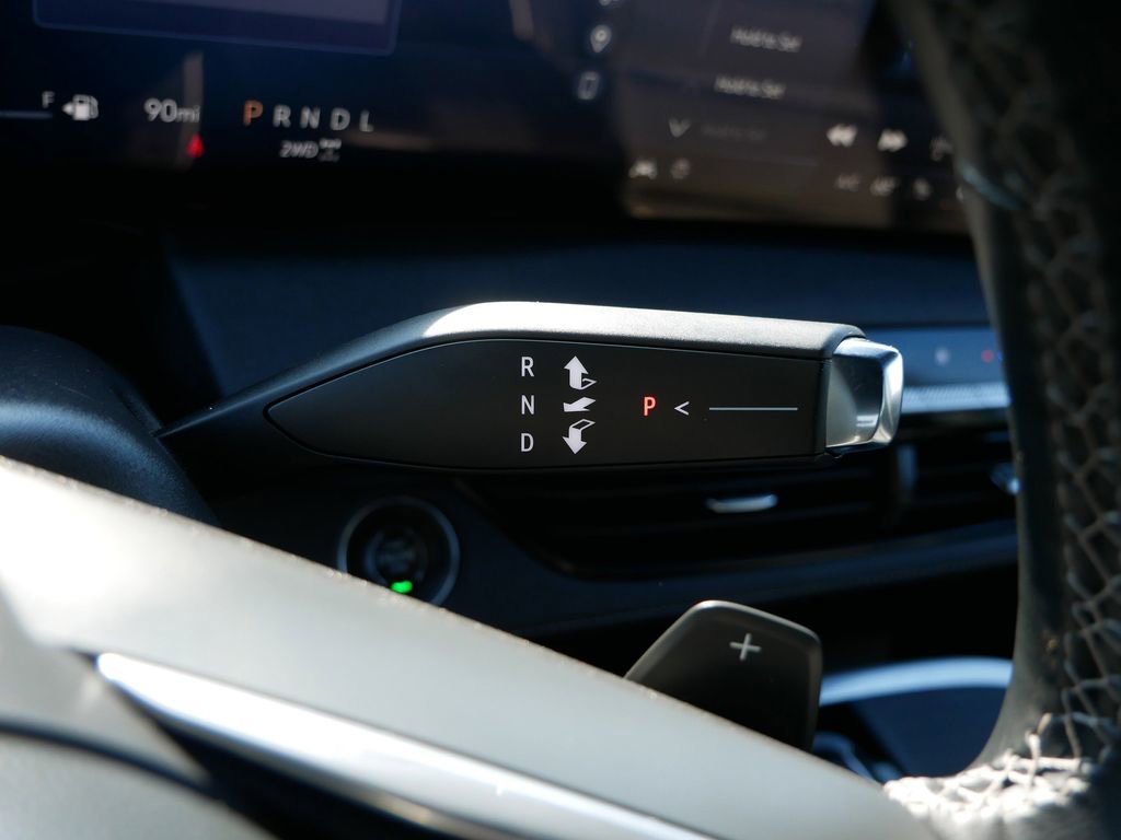 Used 2025 Buick Enclave Preferred image 25