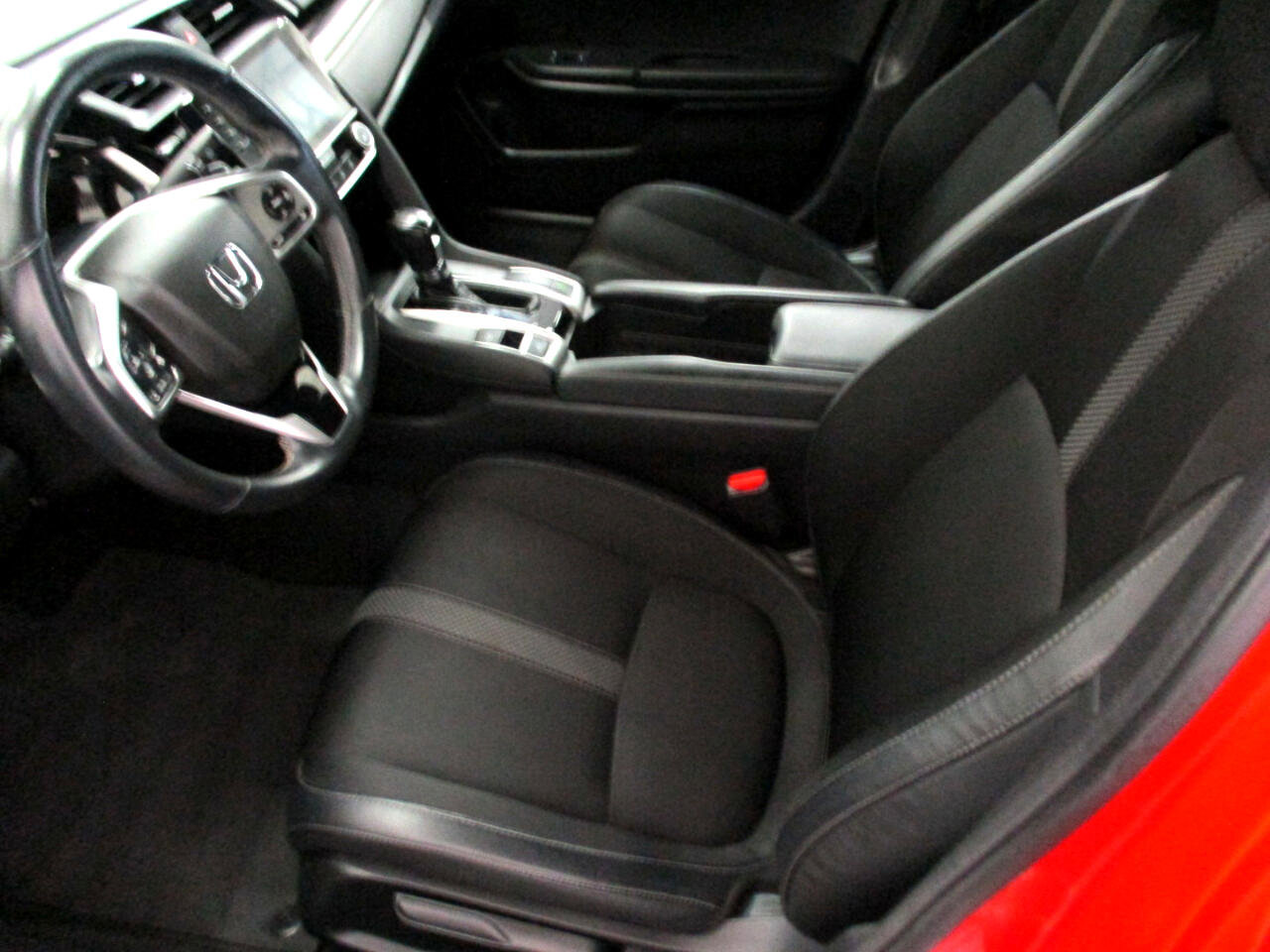 Used 2020 Honda Civic Sport image 9