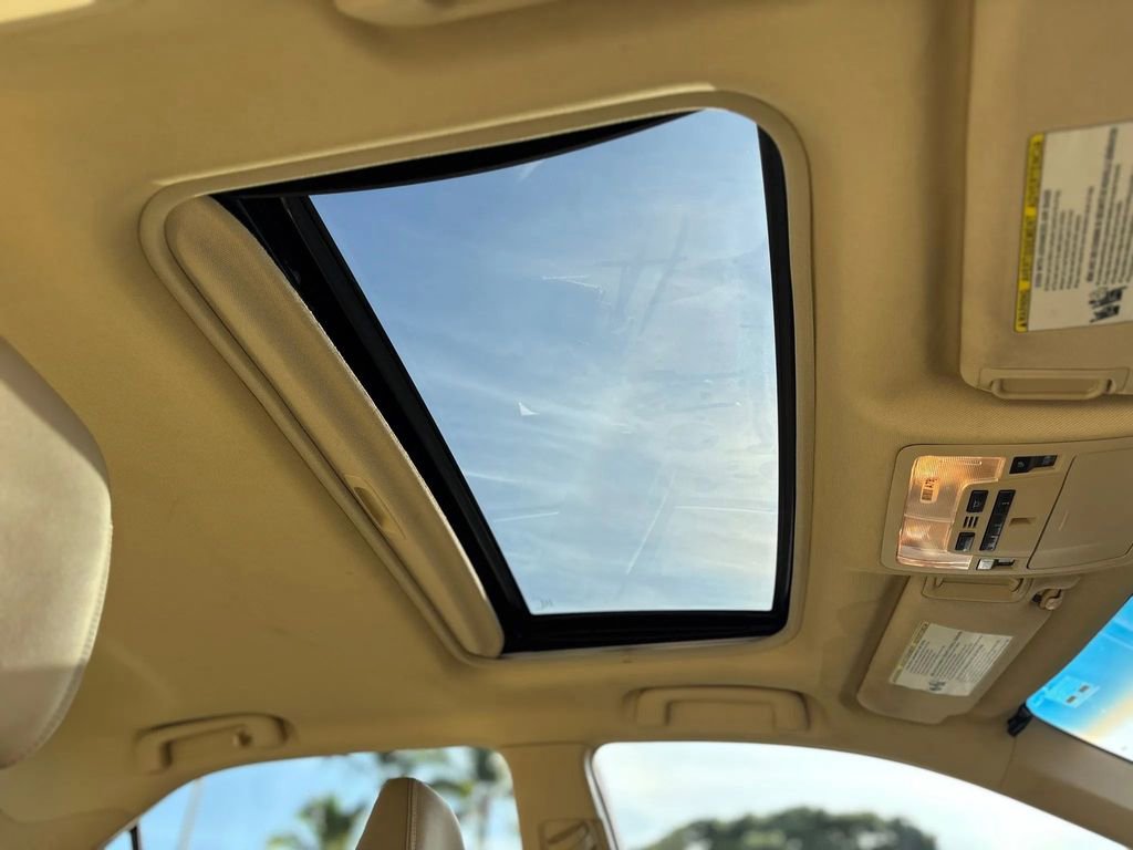 Used 2015 Toyota Camry XLE image 17