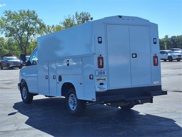 New 2025 GMC Savana 3500 w/ Power Convenience Package image 5