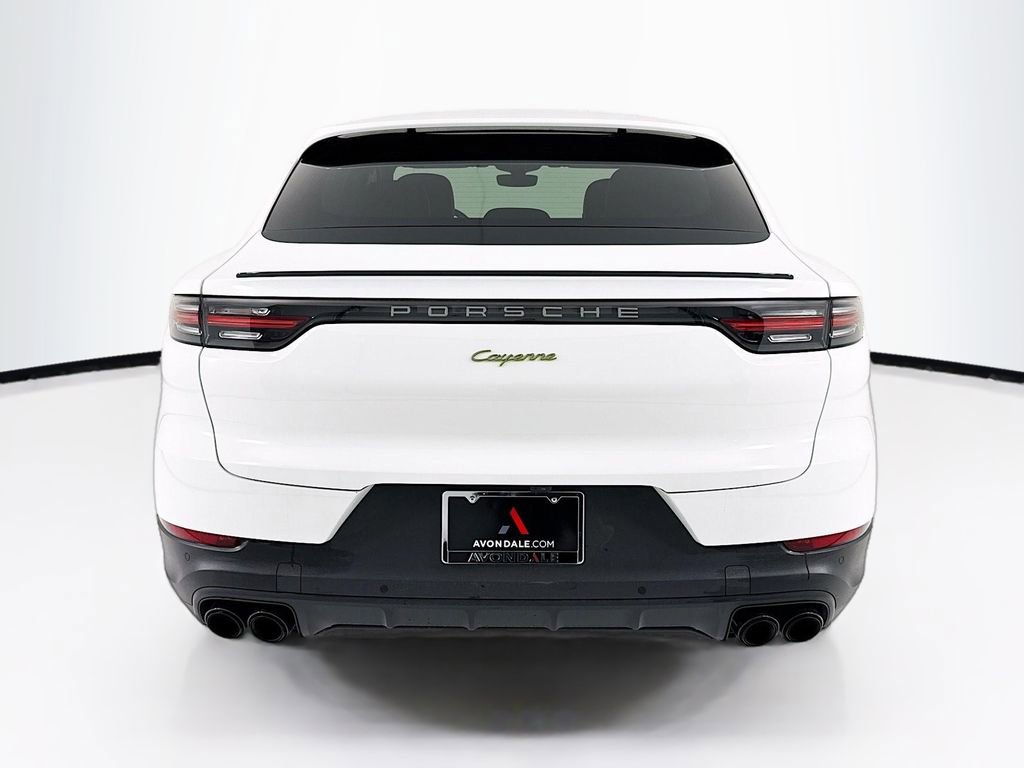 Certified 2023 Porsche Cayenne Platinum Edition w/ Premium Package Plus (PIA) image 10